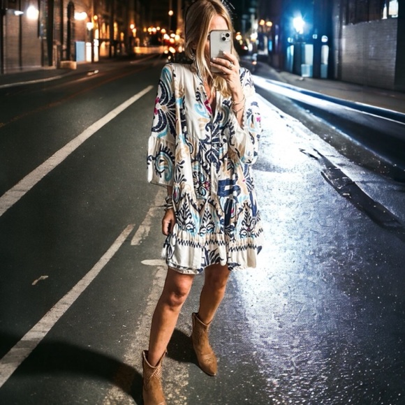 Boho flowy mini dress - Picture 2 of 5